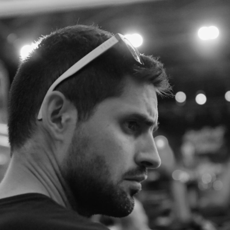 Cédric Davignon : Assistant DOP / Designer lumière / Opérateur Console